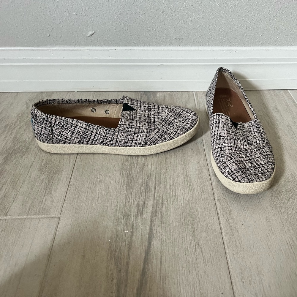 TOMS Avalon Multi Knit Slip-On Flats 8.5